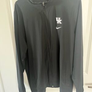 Nike Men's Black Windbreaker Jacket